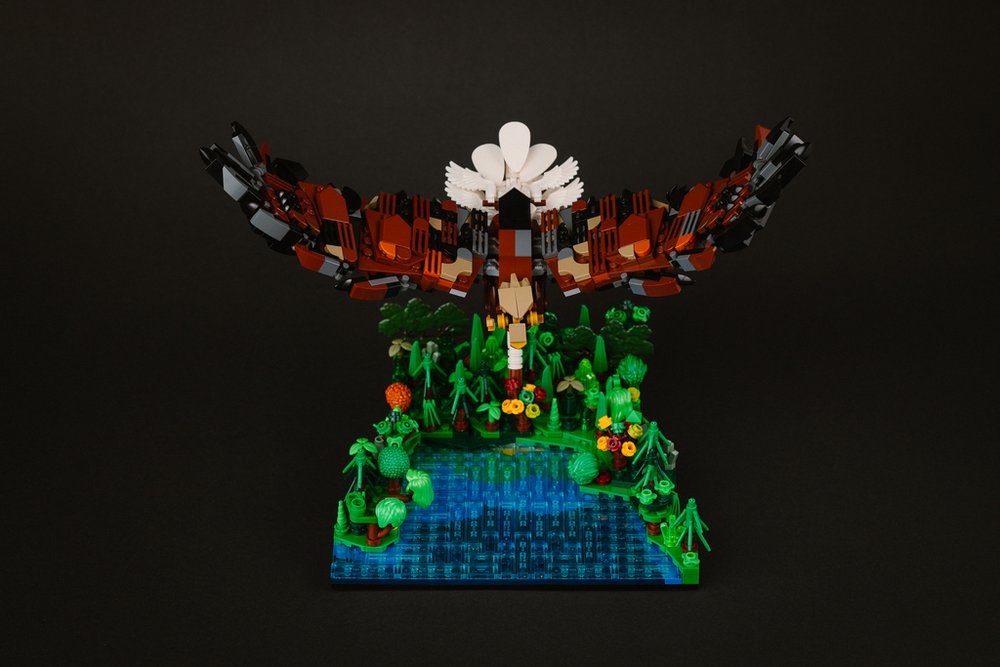 a bald eagle model made of Lego bricks