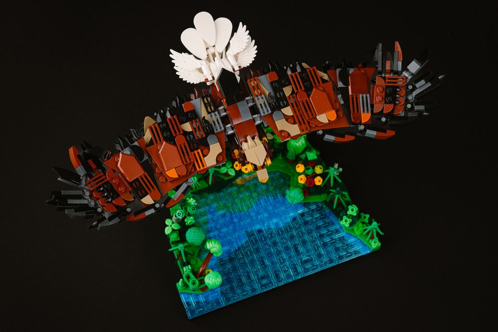 a bald eagle model made of Lego bricks
